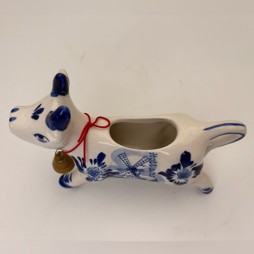 Charming Vintage Hand-painted  Delft Holland Blue and White Ceramic Cow Creamer - Picture 3 of 14